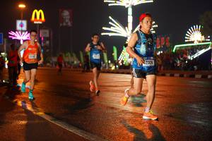 BIB: 2328
                            <button type="button" onclick="openModal(16176824)" class="btn btn-primary btn-sm float-right btn-popup" data-toggle="modal" data-target=".modal-high-quality">
                        <i class="fas fa-shopping-cart"></i> Add to Cart
                    </button>
                                            <button type="button" onclick="isThisMe(16176824, true)" class="btn btn-success btn-sm float-right btn-popup btn-isme hidden" data-toggle="tooltip" data-placement="bottom" title="นี่คือรูปของคุณใช่ไหม คลิกที่นี่เพื่อเอาเข้าอัลบั้ม">
                        <i class="fas fa-plus"></i> Add to album
                    </button>
                    <button type="button" onclick="isThisMe(16176824, false)" class="btn btn-warning btn-sm float-right btn-popup btn-isnotme hidden">
                        <i class="fas fa-ban"></i> Remove from album
                    </button>